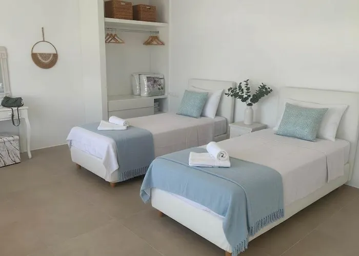 Scenic Seaview Facing The Aegean *